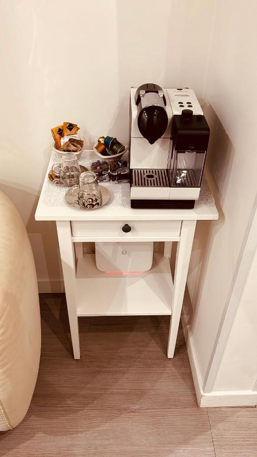 Madonna Dei Monti Apartment โรม ภายนอก รูปภาพ